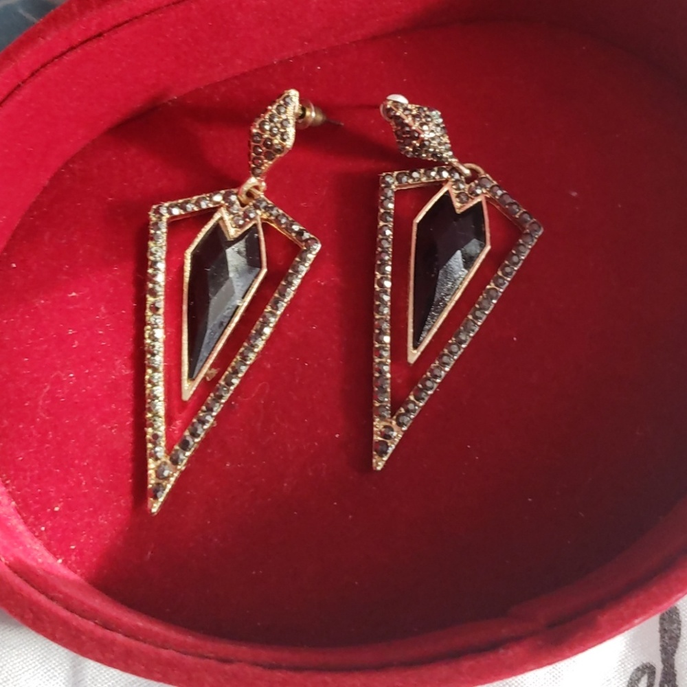Black Earrings Thalia